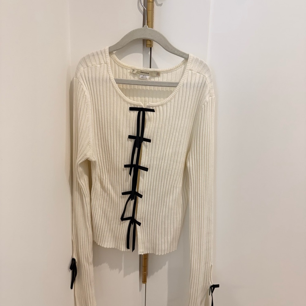 Urban Outfitters Cream Ribbed Long Sleeve with Black Ties